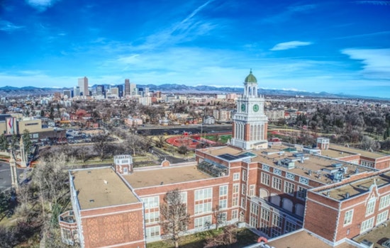 Denver to Enjoy Sunny Weekend with Possible Showers on Monday, NWS Forecasts Comfortable Temperatures