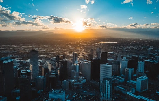 Denver Weather Outlook: Mild Days with Sunshine and Slight Shower Chances Ahead