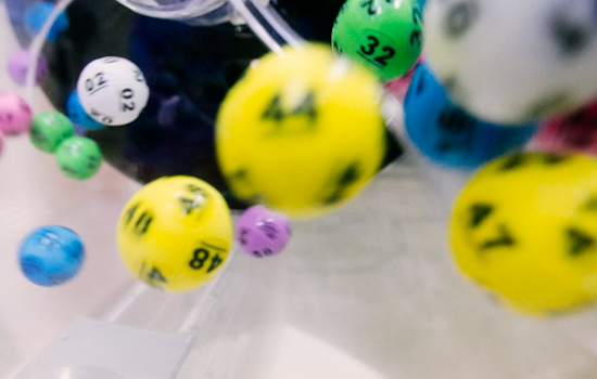 $1.4 Billion Fever: Powerball Mania Hits as Jackpot Climbs to Fourth-Largest Ever