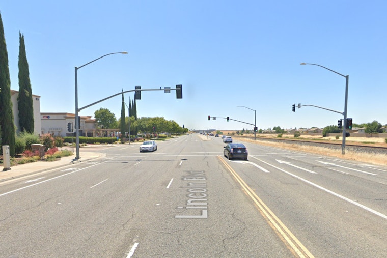 Driver Killed in Vehicle vs. Tractor-Trailer Crash on Lincoln Boulevard
