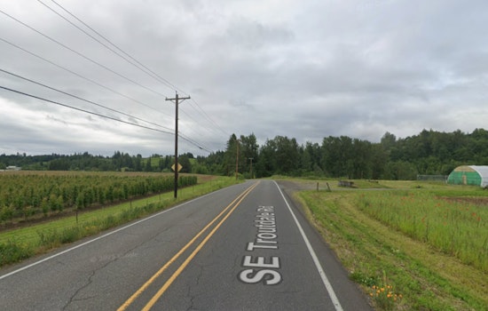 Driver Pronounced Dead at the Scene After Fatal Collision in Troutdale Involving Parked Car