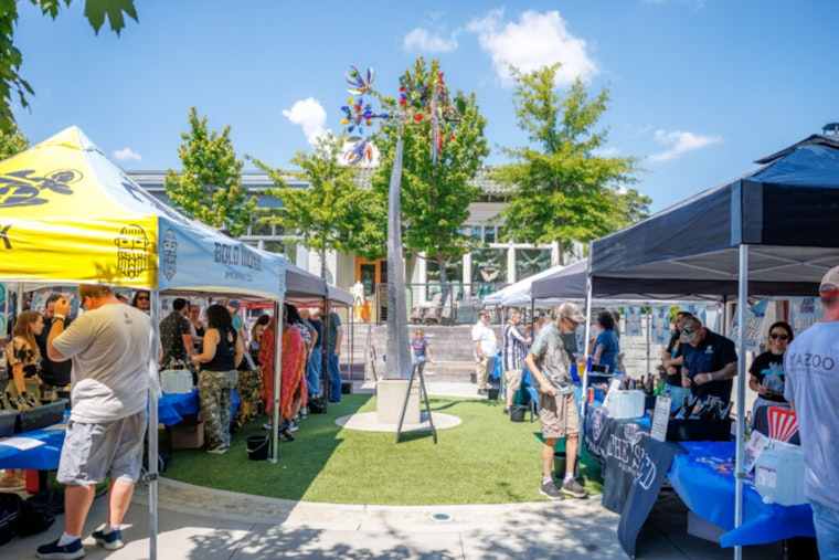 Duluth's Les Bon IV Culinary Fest Delights with Gourmet Fare and Local Music in Parsons Alley