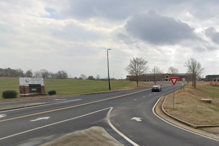 East Jackson High School Evacuated Due to Hoax Bomb Threat, Authorities Investigate Incident