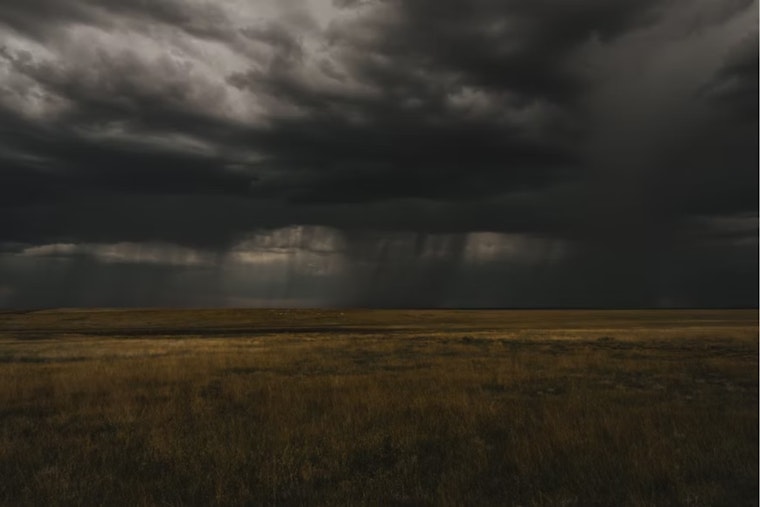 El Paso Braces for Intermittent Showers and Thunderstorms, Sunny Weekend in Sight