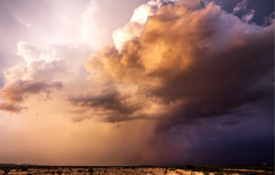 El Paso Braces for Showers and Thunderstorms with Sunny Sunday in Forecast