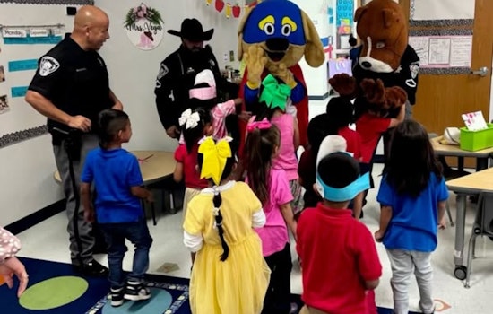 El Paso Sheriff's Association Engages With Youth at Red Sands Elementary to Build Trust