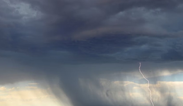 El Paso Weather Alert: Showers and Thunderstorms Expected, Sunny Weekend Ahead