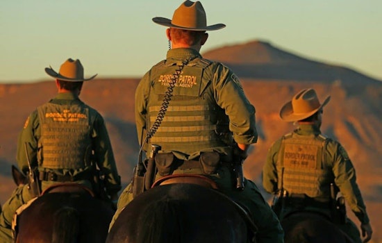 Federal Frenzy: Border Patrol Agents Swarm Chicago Streets Amid Outcry and Mayoral Condemnation