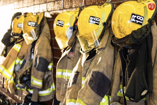 Firefighter Dies from Cardiac Emergency While Fighting Dragon Bravo Fire Near Grand Canyon