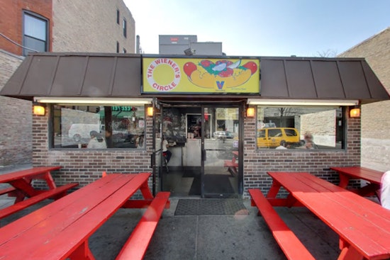 Free Hot Dog Frenzy at The Wieners Circle in Chicago After Bears' QB Caleb Williams Scores 4 Touchdowns