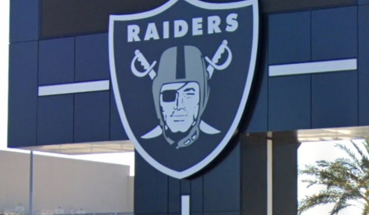Geno Smith Shines in Raiders Debut with Record-Breaking 362 Passing Yards Against Patriots