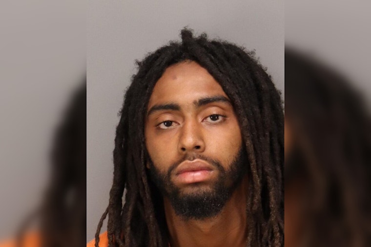 Gulfport Police Investigate Fatal Hit-and-Run and Find Suspect Vehicle Near Liquor Store