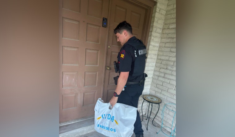 Harris County Deputies Deliver Meal After Arresting Uber Eats Driver on N. Spring Drive