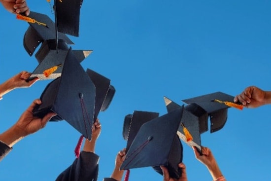 Hawaii Opens Early State Job Applications for Soon-to-Be College Grads to Address Workforce Shortages