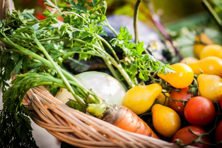 Hawaii's SNAP Recipients Face Benefit Cuts Amid High Cost of Living Starting October 2025