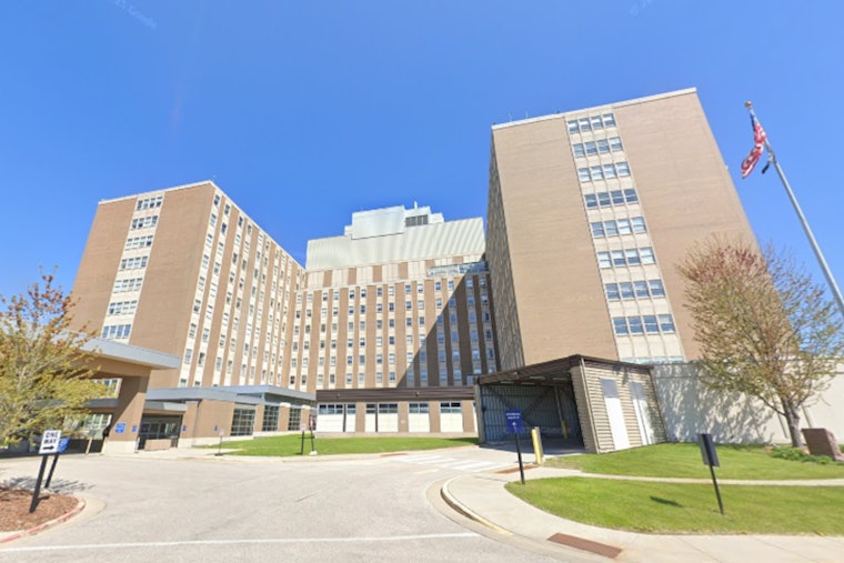 Hazmat Crew and Milwaukee Fire Department Respond to Liquid Oxygen Leak at Milwaukee VA Medical Center