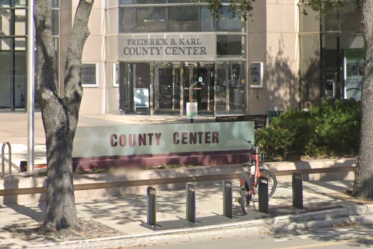 Hillsborough Residents Invited to Discuss County Charter Changes at Upcoming CRB Meeting
