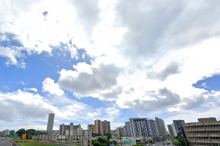 Honolulu NWS Anticipates Shift to Wet Conditions Amid Moderate Trades Across Hawaiian Islands