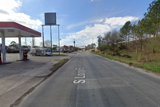 Houston Man Dies in Tragic Collision on South Loop East, Investigation Underway