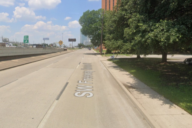 Houston Police Investigate Fatal Single-Vehicle Crash on Southwest Freeway