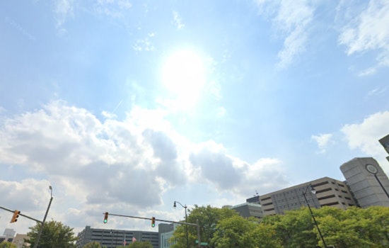 Houston Sizzles as Summer Heat Lingers, Air Quality Alert Issued for Metro Area