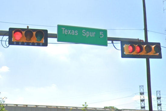 Houston Woman Killed in Early Morning Crash on Spur 5, Police Investigate Single-Vehicle Incident