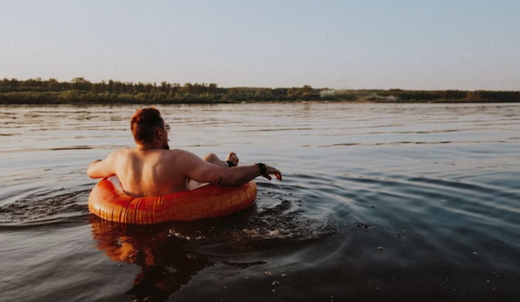 Hundreds Cool Off at Salt River Amid Scorching Arizona Heatwave