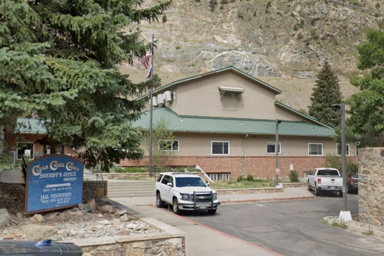 Idaho Springs Climber Dies After Tragic Fall Despite Complex High-Angle Rescue Effort