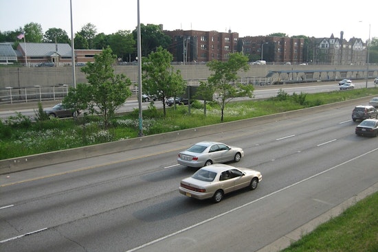 Inbound Eisenhower Expressway Shut Down Amid Shooting Investigation in Chicago