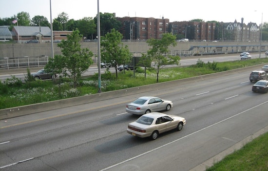 Inbound Eisenhower Expressway Shut Down Amid Shooting Investigation in Chicago
