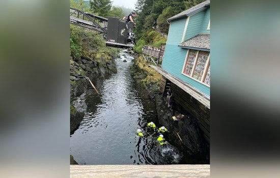 Indiana Woman Perishes After Her Car Plunges into Ketchikan Creek, Alaska as Ecological Concerns Rise