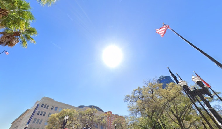 Intermittent Showers and Warm Fall Days Ahead for Jacksonville, NWS Reports