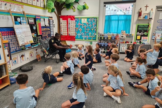 Jacksonville Beach Detective Engages Kindergarteners in Safety Education at St. Paul’s Catholic School