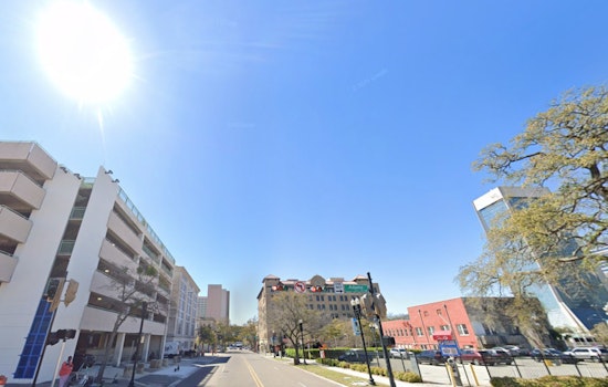 Jacksonville, FL Welcomes Comfortable 88-Degree Day with Light Breezes and Minimal Rain Chances