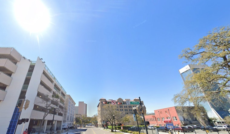 Jacksonville, FL Welcomes Comfortable 88-Degree Day with Light Breezes and Minimal Rain Chances