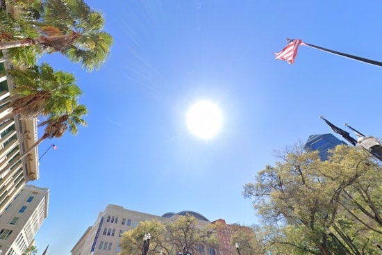 Jacksonville Welcomes a Week of Sun with Mild Chances of Rain, NWS Forecasts Comfortable Temps and Breezes