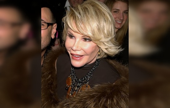 "Joan" Play Celebrating Joan Rivers' Life Opens at Cape Playhouse in Dennis, Offering Intimacy and Laughter