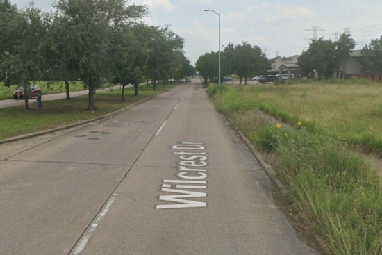 Katy Freeway Reopens After Bomb Threat Investigation Near Houston's Wilcrest Drive