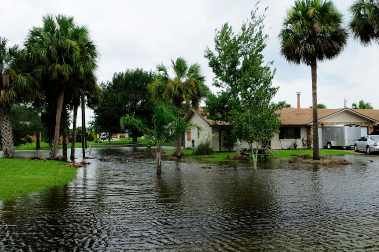 Kauai Braces for Potential Flash Floods as Heavy Rainfall Looms, NWS Advises Caution