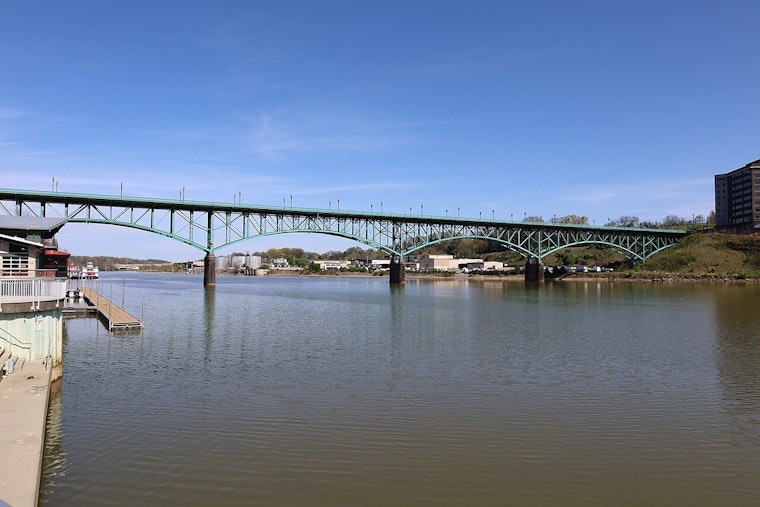 Knoxville Explores Replacement Options for Historic Gay Street Bridge Amidst Repairs