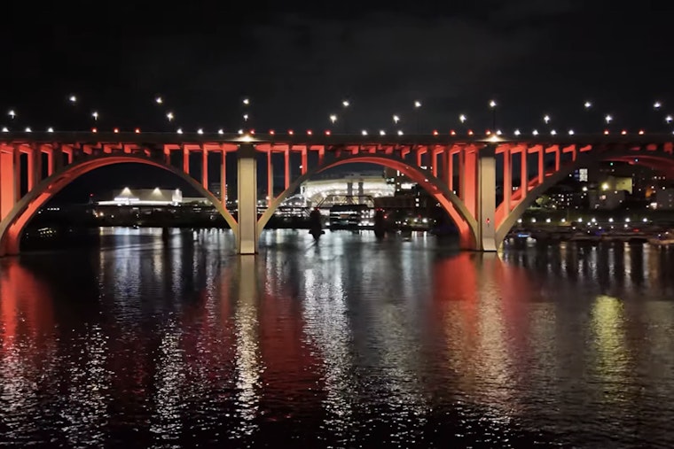 Knoxville's Henley Bridge Illuminates in Vol Orange for Football Weekend Festivities