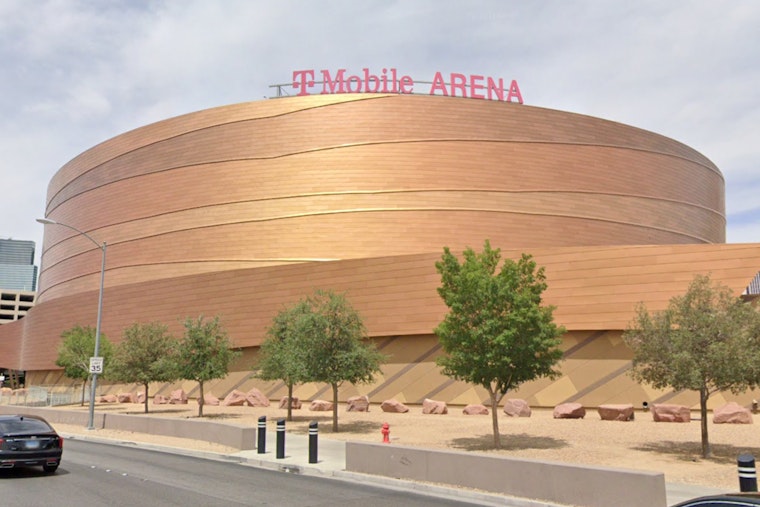 Las Vegas Aces Tie WNBA Record with 14th Consecutive Win, Clinch Home Court Advantage for Playoffs