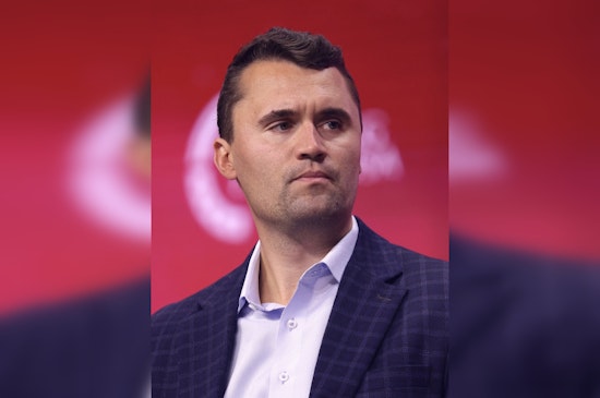 Las Vegas Casinos Honor Slain Conservative Voice Charlie Kirk Amid Ongoing Search for Suspect