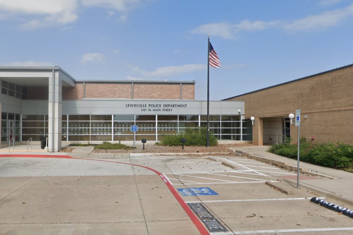 Lewisville Police Department Reports Non-Emergency Line Delays, Urges