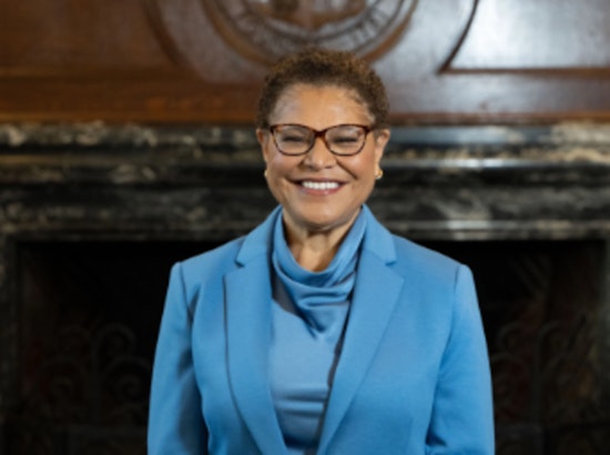 Los Angeles Mayor Karen Bass Signs Executive Directive to Expedite Infrastructure Projects and Enhance Efficiency