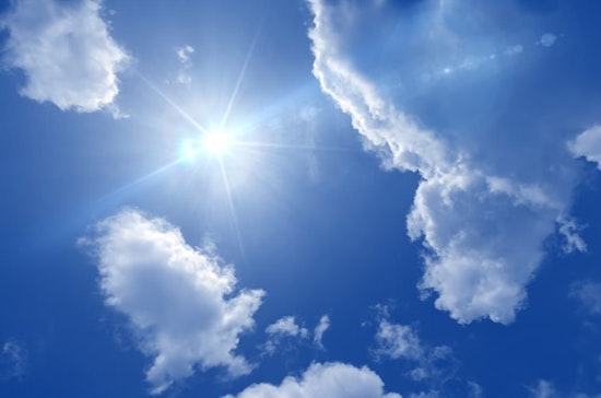 Los Angeles Welcomes Mild, Sunny Week with Consistent Light Winds, Evening Fog