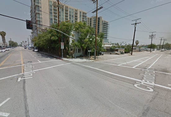 Man Critically Injured in Stabbing on North Hollywood Metro G Line Bus, Suspect Detained
