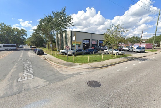 Man Fatally Shot While Driving, Leads to Crash with Toddler in Car in St. Petersburg