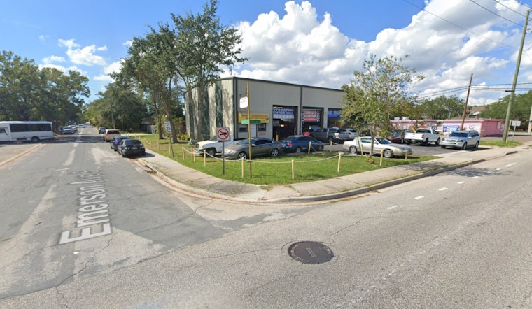 Man Fatally Shot While Driving, Leads to Crash with Toddler in Car in St. Petersburg