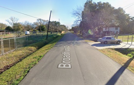 Man Found Stabbed to Death in Southwest Houston Neighborhood, Suspect Detained Near Local School